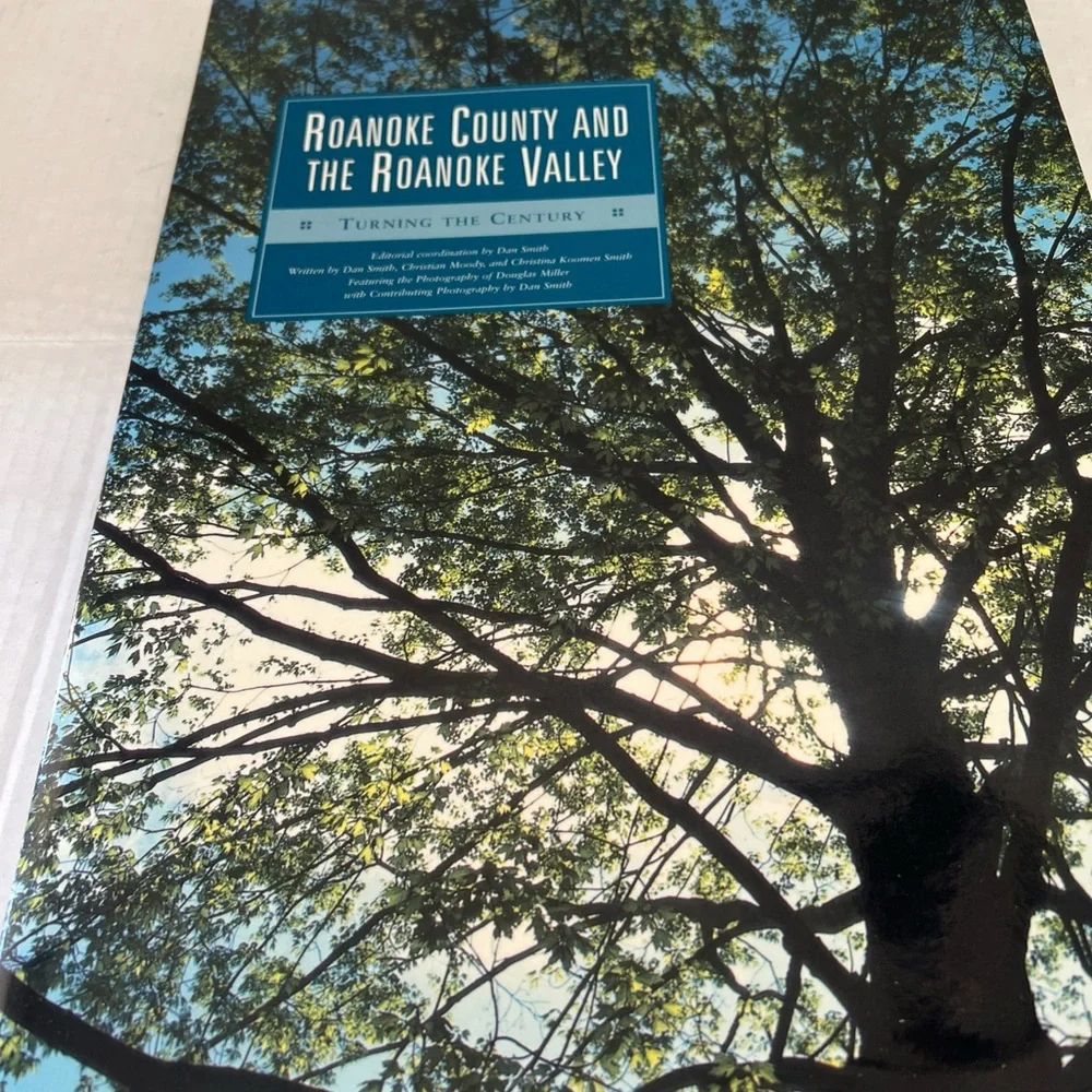 At the Turn: Roanoke Valley‎ in the 21st Century